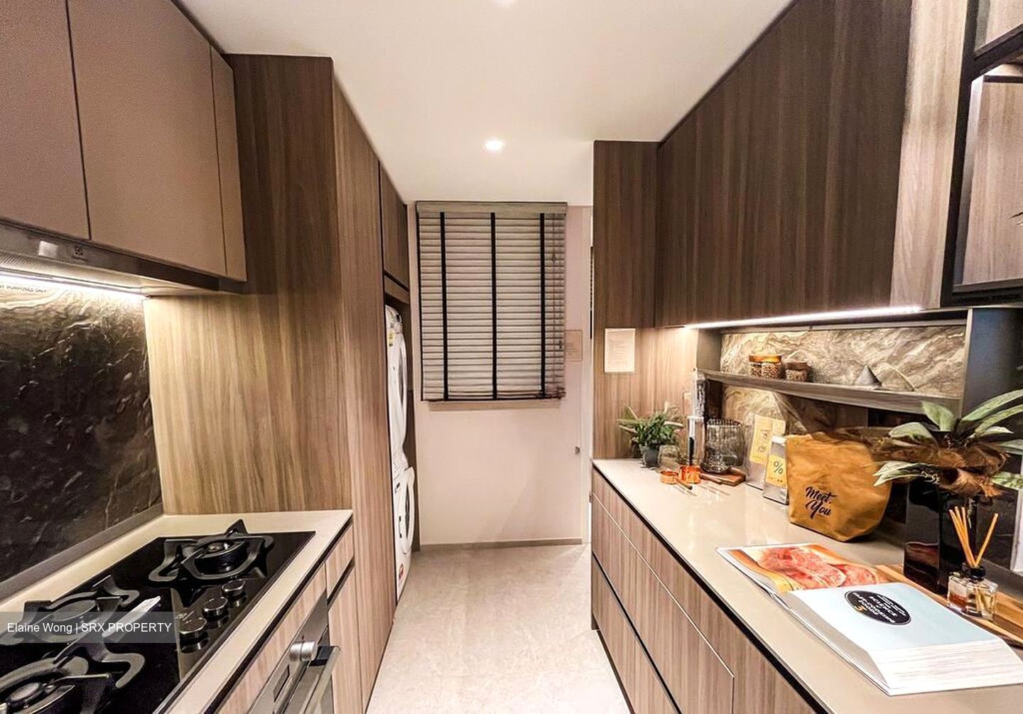 Commonwealth Towers (D3), Condominium #504923011